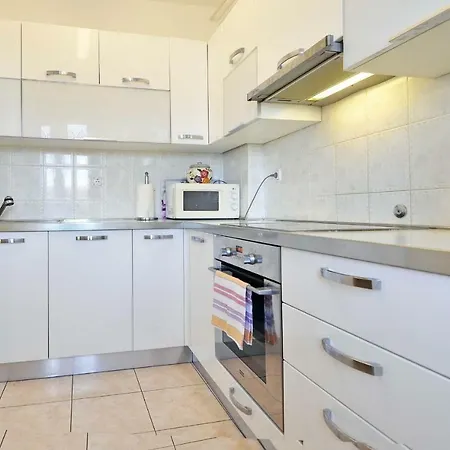 Apartman Elin Daire *
