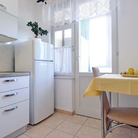 Daire Apartman Elin *